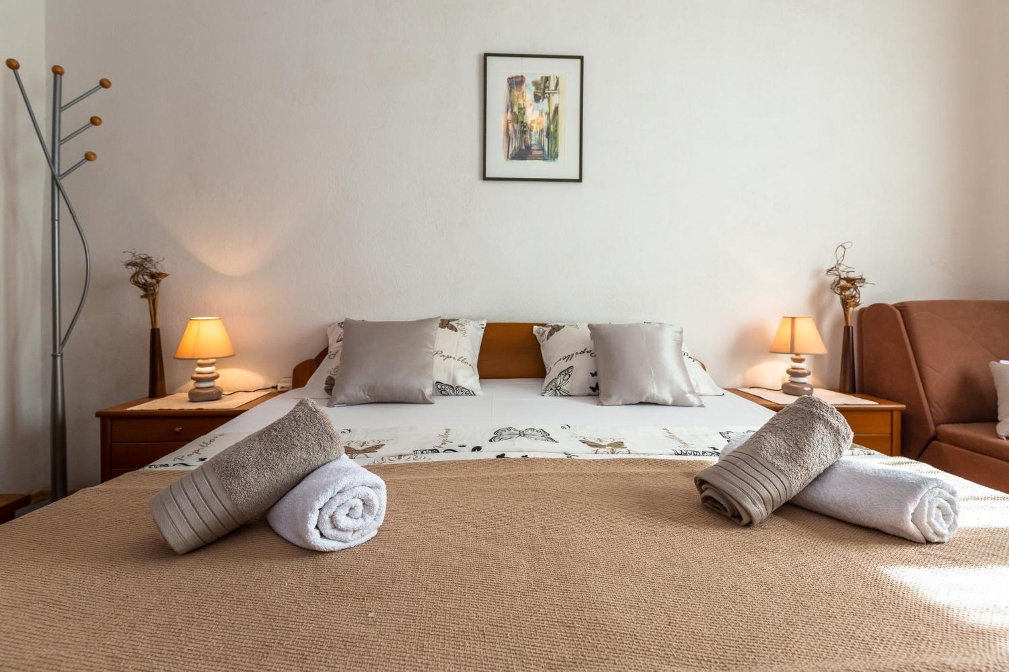 Apartmani Lovrenco Krvavica Extérieur photo