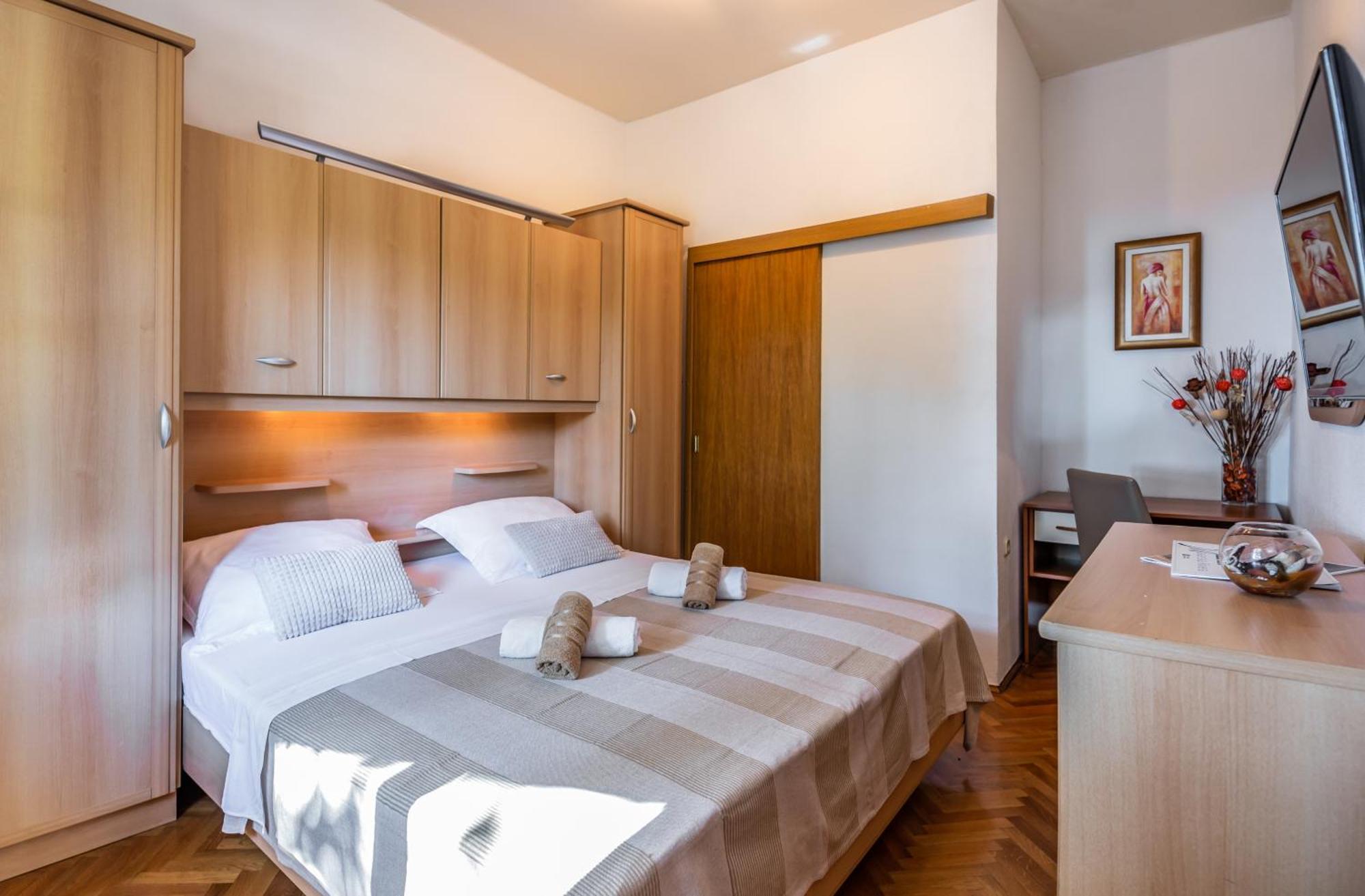 Apartmani Lovrenco Krvavica Extérieur photo